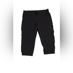 Athleta La Viva Capri Joggers Womens Size 16 Black Cropped
